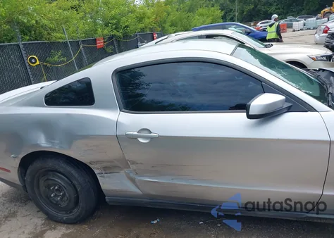 2010 Ford Mustang Gt/Gt Premium из США, поврежденный, VIN 1ZVBP8CH0A5112691